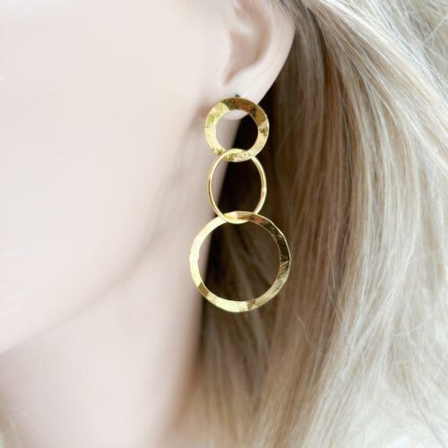 Hammered-circle-round-earrings-pop