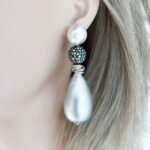 Statement-zilver-cotton-pearl-en-markasiet-925-oorbellen-pop