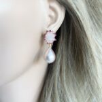 Cotton-pearl-roze-kwarts-en-zirkonias-oorbellen-pop