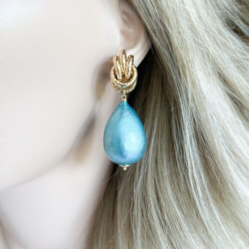 Statement-metallic-turquoise-cotton-pearl-en-knot-oorbellen-pop